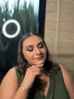 Maquillaje social con pestañas de tira