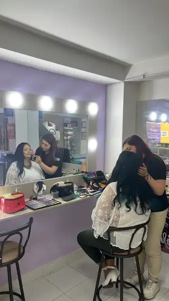 Seminario Practico de automaquillaje