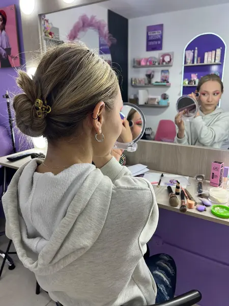 imagen Seminarios y cursos de automaquillaje