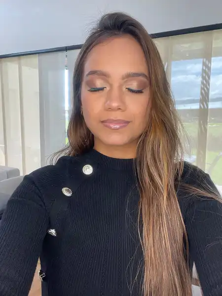 Maquillaje social incluye domicilio